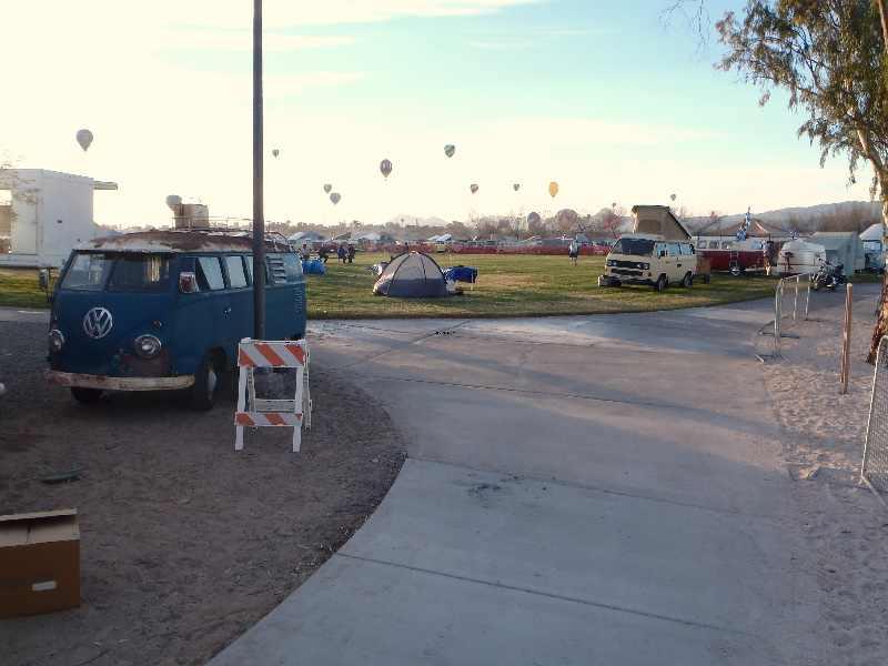 Buses by the Bridge 2014 079.jpg